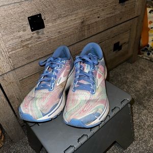 Brooks Womens Ghost 14